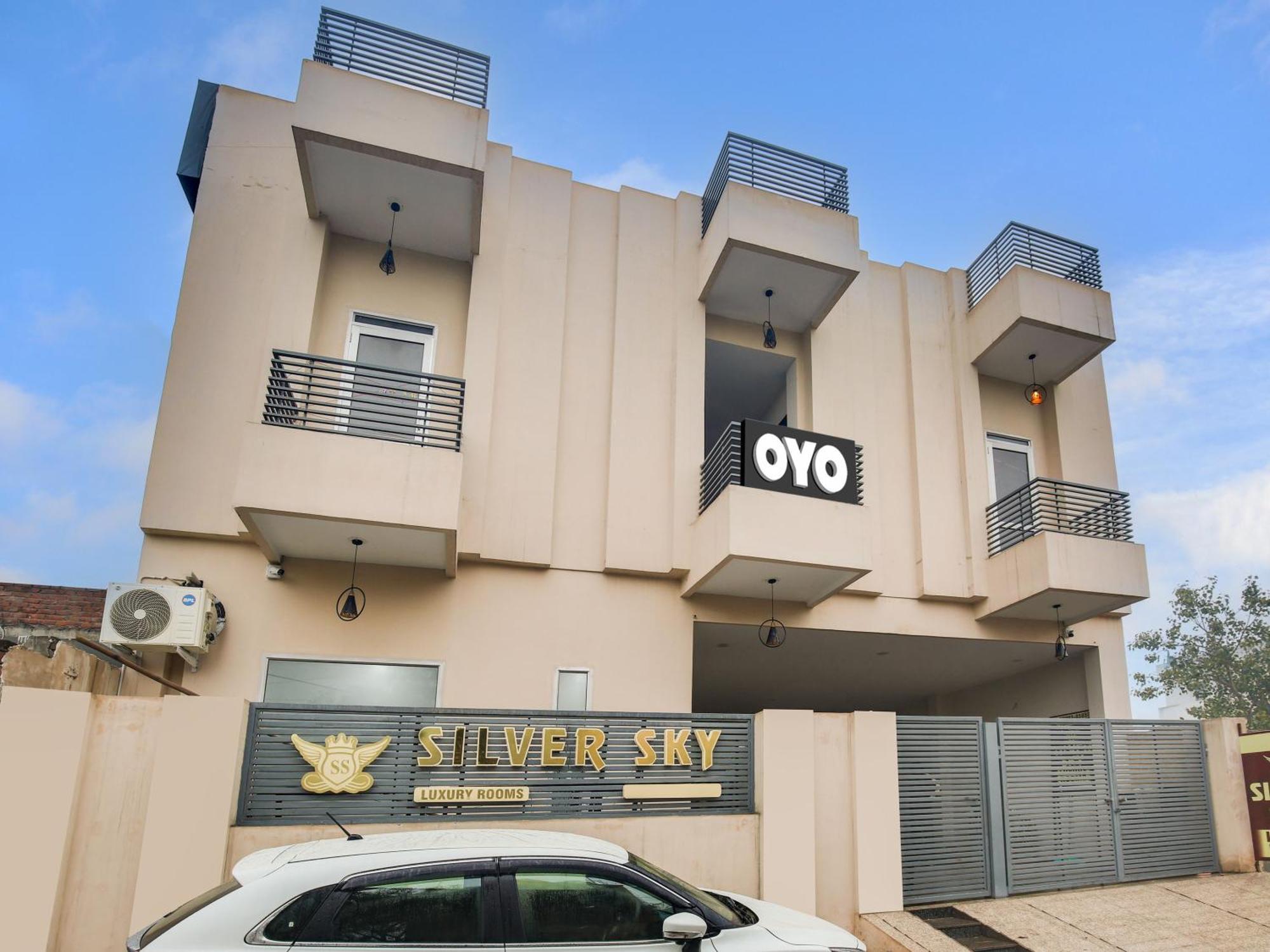 Hotel O Silver Sky Ludhiana Eksteriør bilde