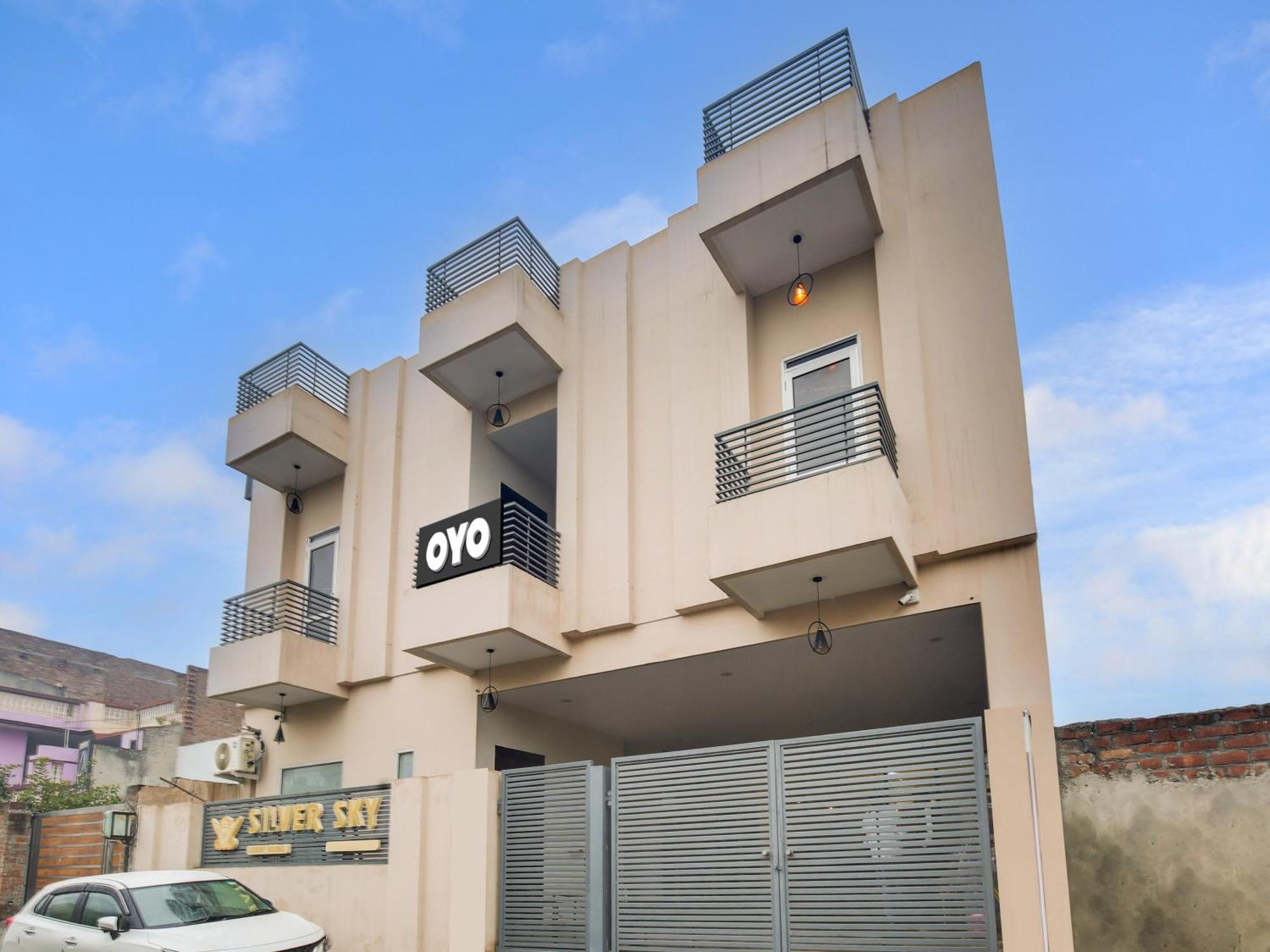 Hotel O Silver Sky Ludhiana Eksteriør bilde