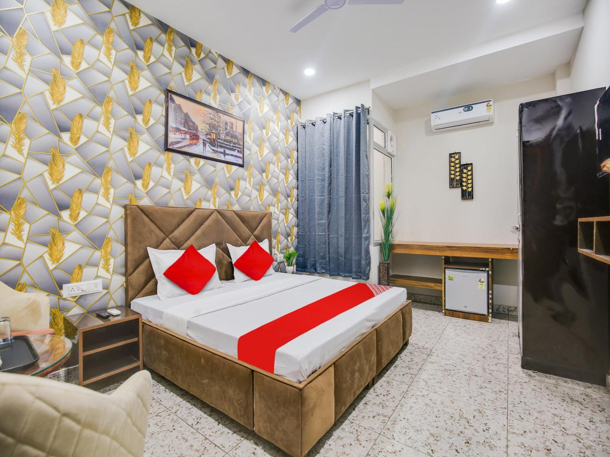 Hotel O Silver Sky Ludhiana Eksteriør bilde